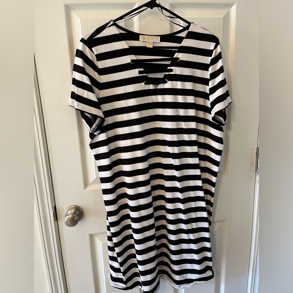 Michaels Kors Women’s 1X Short Sleeve Stripped Dress